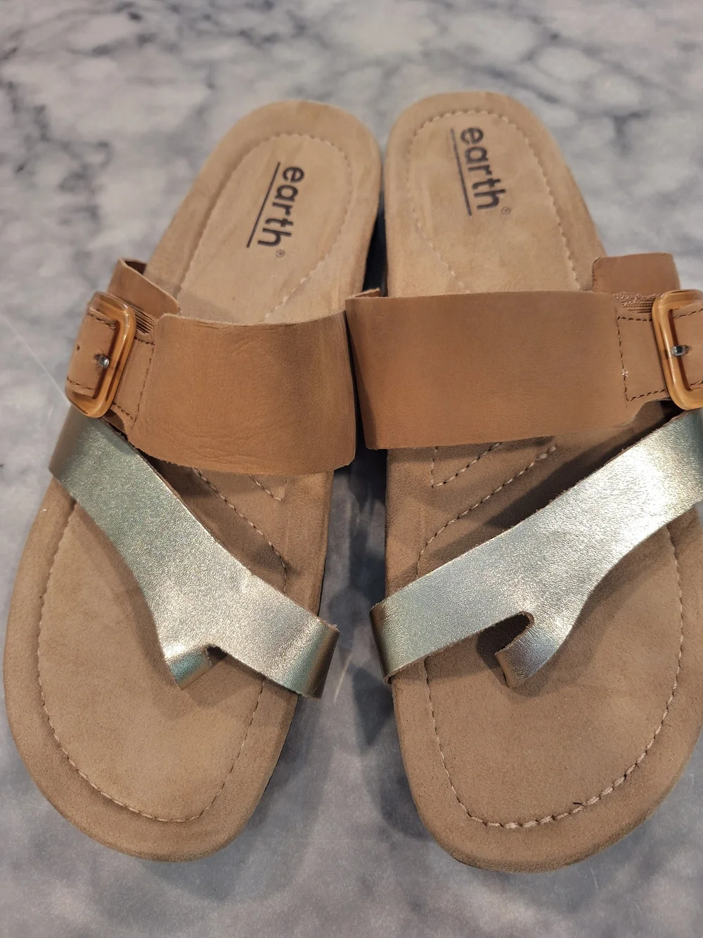 Earth 11M Women’s Tan and Metallic Sandal Slide - Stylish Comfort